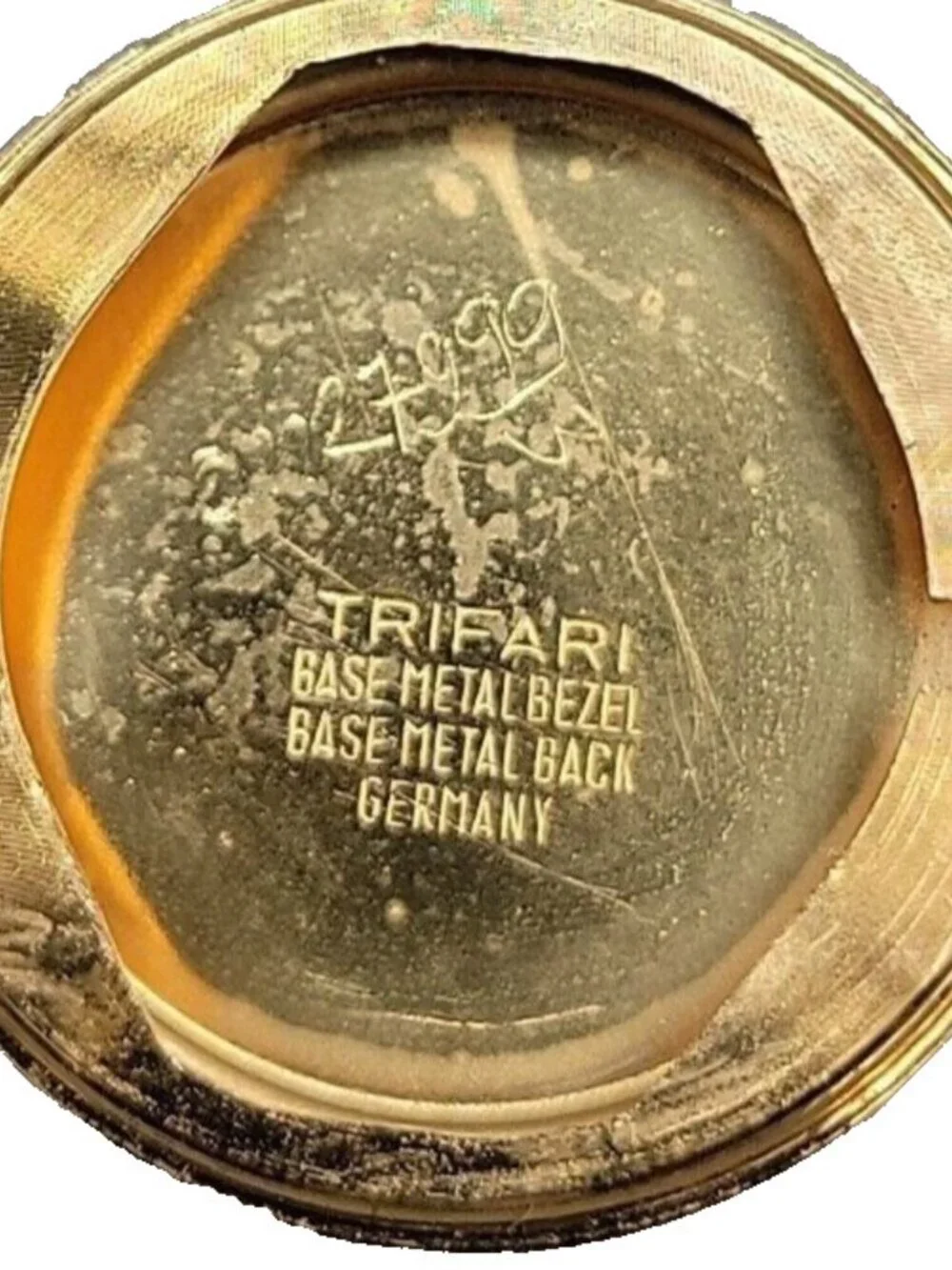 Trifari crown pendant